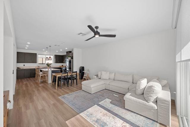 Building Photo - 5485 Seacliff Pl