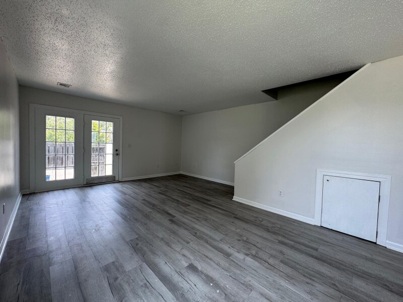 Building Photo - 4807 Little River Rd