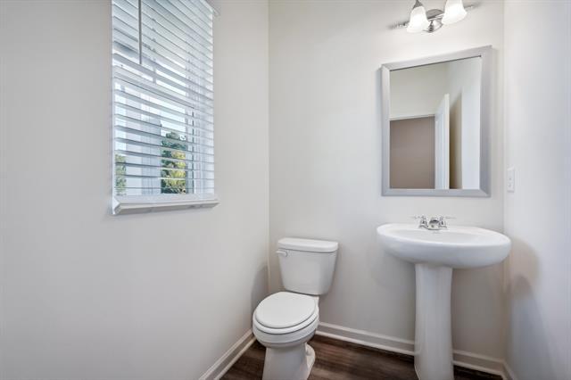 Building Photo - 3228 Dillonwood St