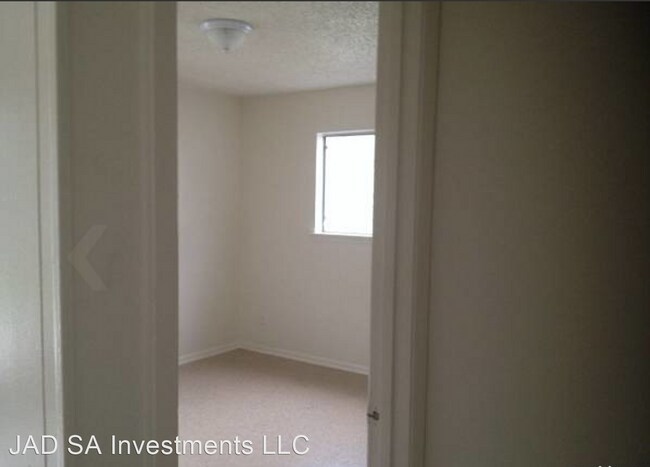 Building Photo - 3 br, 2 bath House - 5055 Binz Engleman