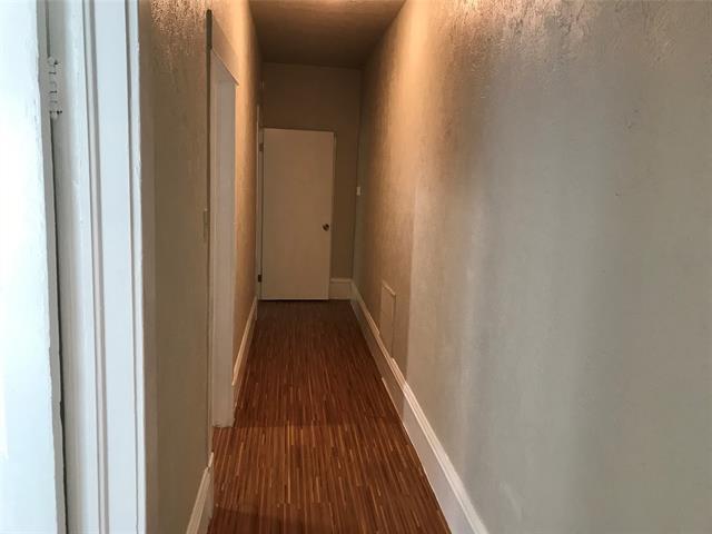Building Photo - 1118 N Zang Blvd
