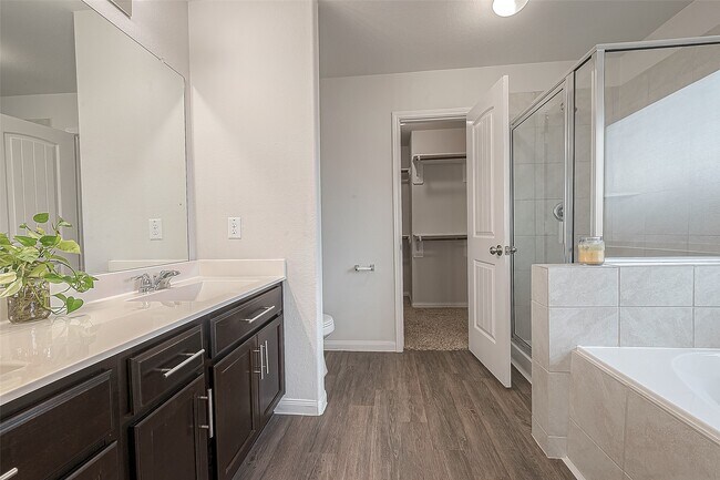 Building Photo - 17259 Quiet Song Ct