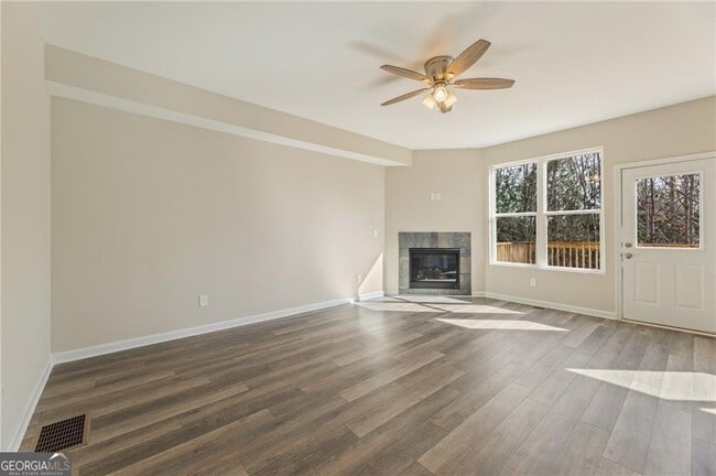 Building Photo - 978 Valley Rock Dr