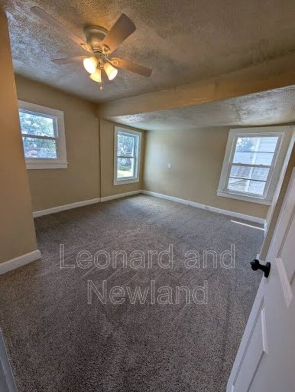 Building Photo - 1330 Maple Ave