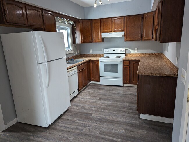 Building Photo - 524 19th St Nw