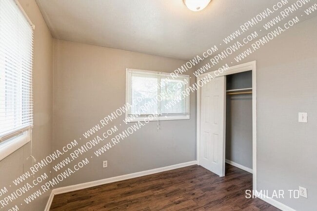 Building Photo - 3422 SW 8th St