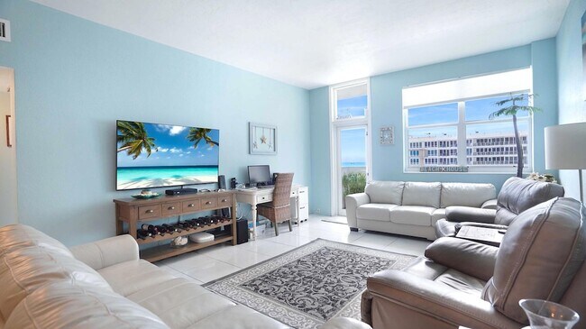 Building Photo - 4250 Galt Ocean Dr