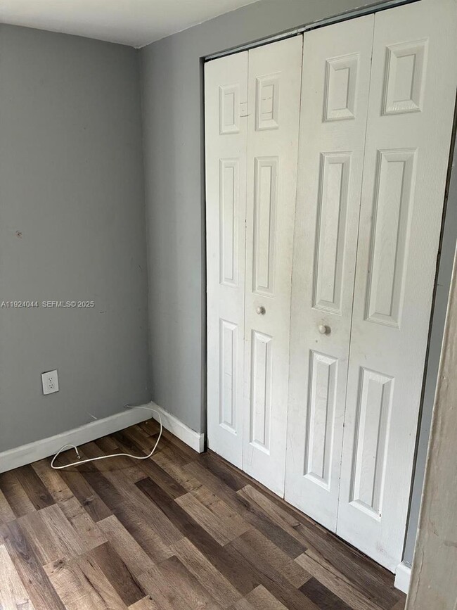 Building Photo - 3003 NW 45th St