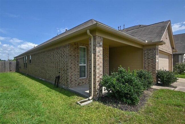 Building Photo - 14910 Hope Hills Ln