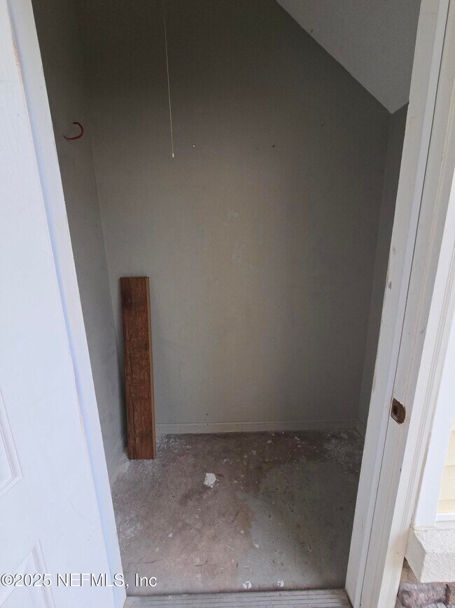 Building Photo - 575 Oakleaf Plantation Pkwy