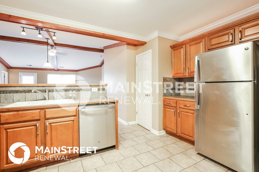 Building Photo - 473 Bedford Knoll Dr