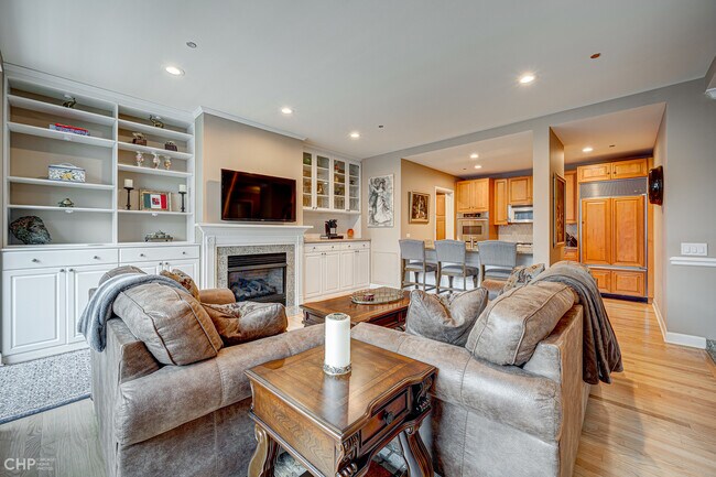 Living Room with Fireplace - 415 E North Water St
