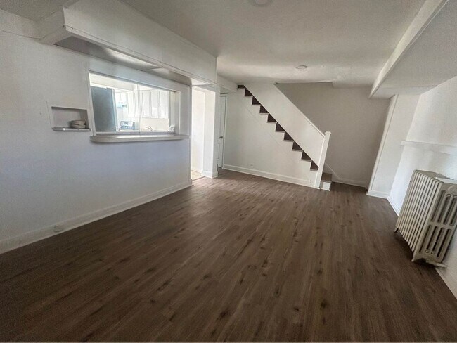 Living Room - 1305 N Linwood Ave