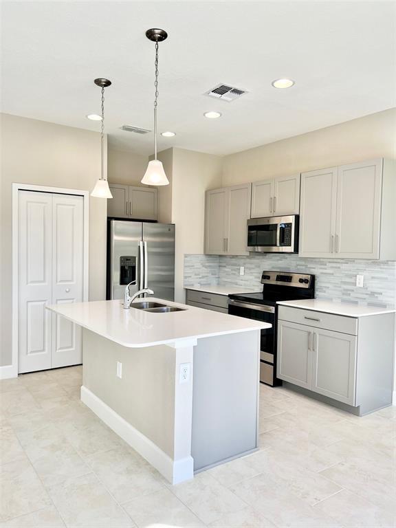 Building Photo - 1398 Captiva Cv