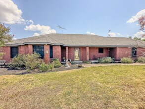 Building Photo - 1674 Culpepper Ln