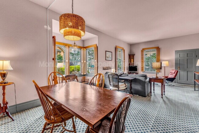 Building Photo - 759 Lighthouse Ave