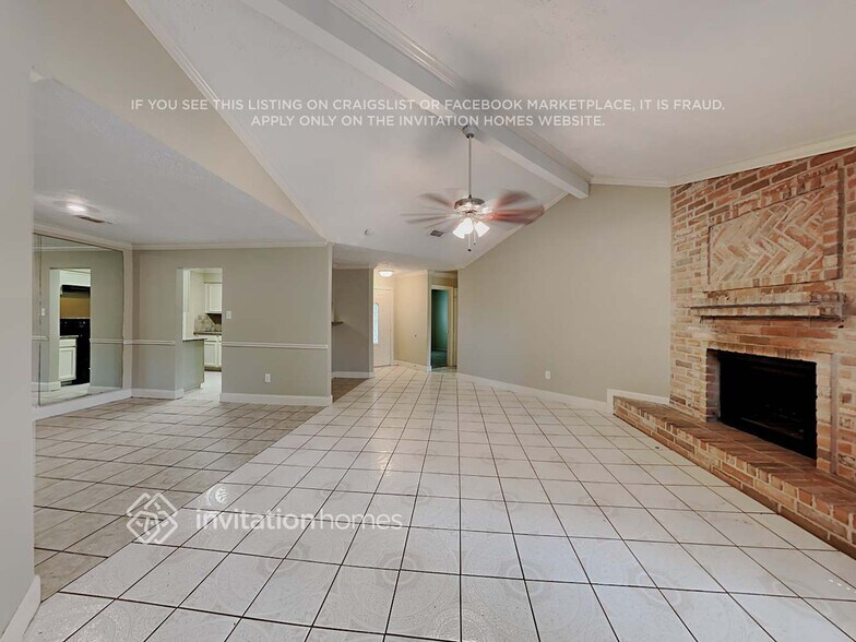 Building Photo - 8330 Pebbledowne Dr