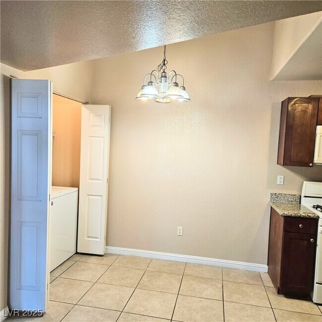 Building Photo - 2120 Ramrod Ave