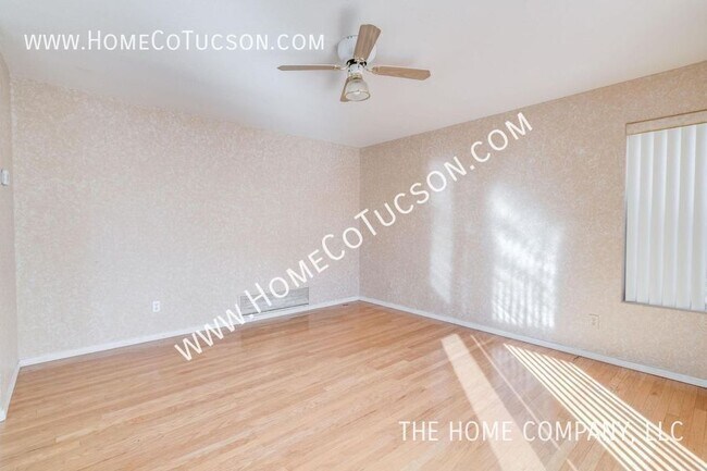 Building Photo - 7811 E Starbright Ct