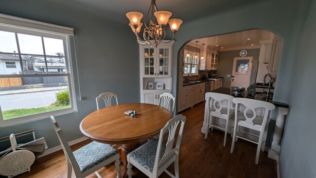 Building Photo - Great Seabright area 2/1 Fully Furnished Home