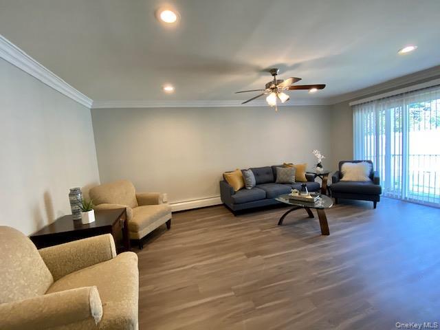 Building Photo - 250 River Ave