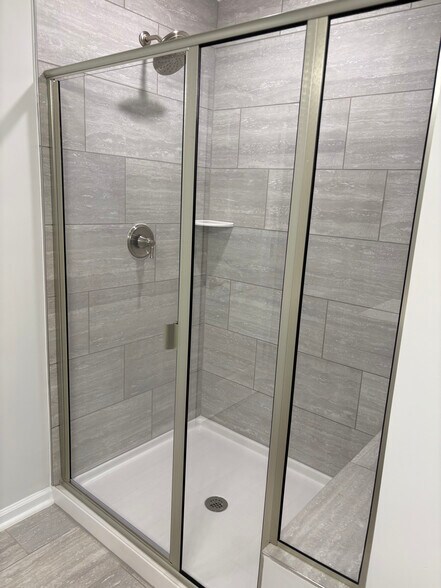 Building Photo - 124 Abbots Mill Dr