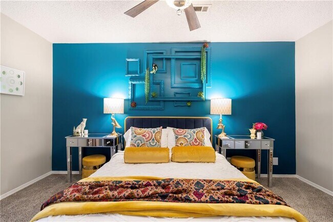 Building Photo - 1960 Wilkins Pl