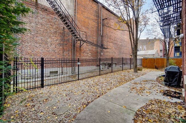 Building Photo - 1207 Republic St