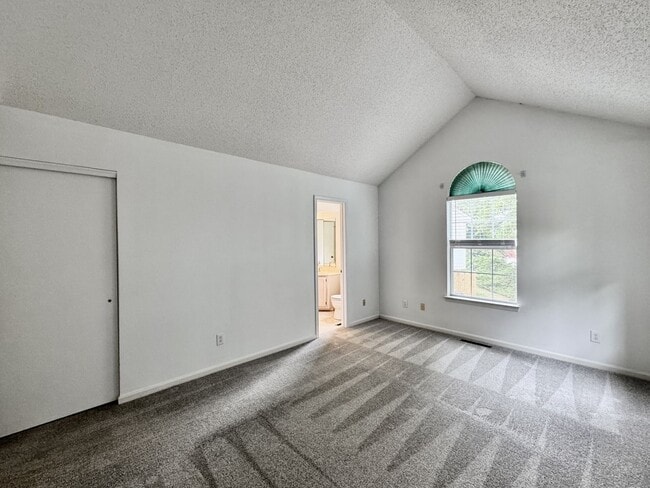 Building Photo - 2-Bedroom Condo Ready NOW! 2 Primary Suite...