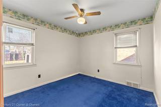 Building Photo - 9616 Colwell Ave