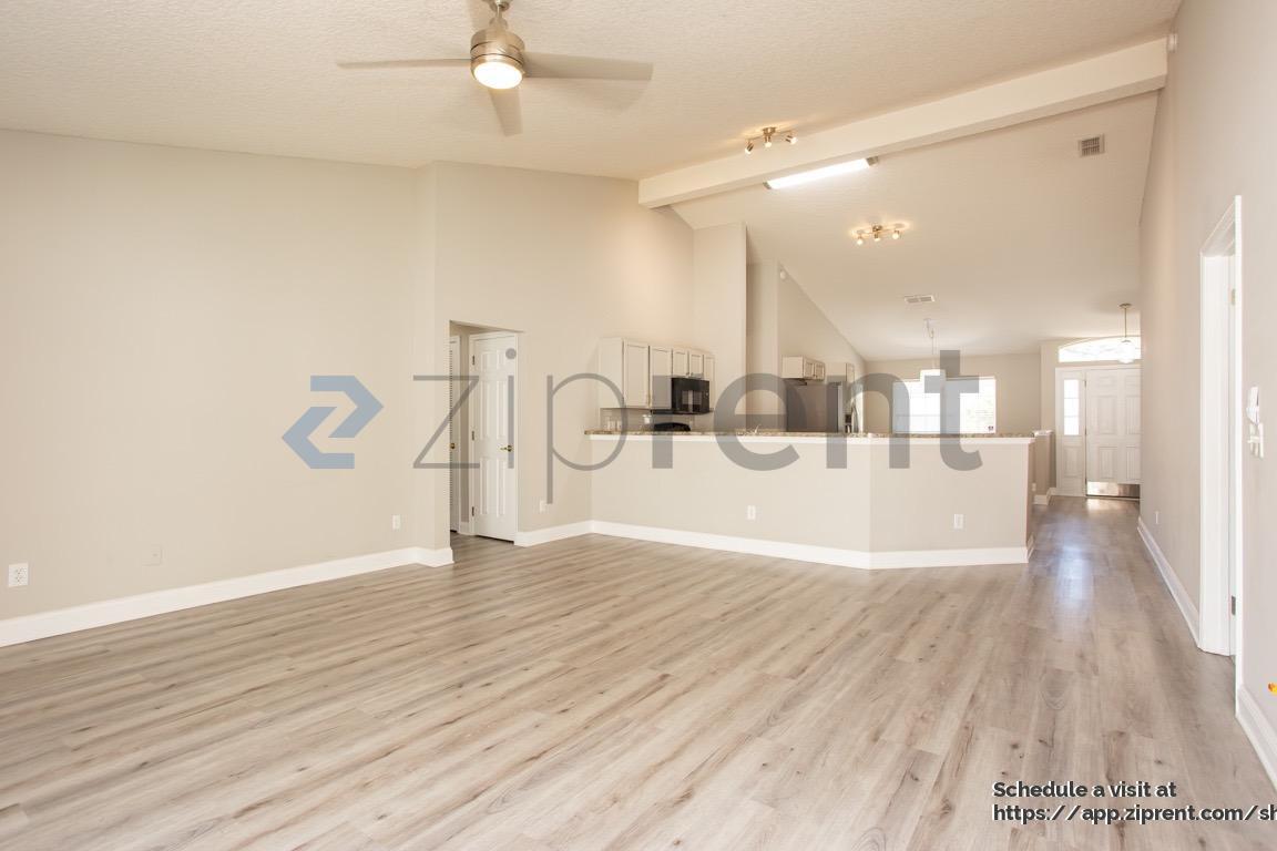 Building Photo - 4863 Frost Lake Dr