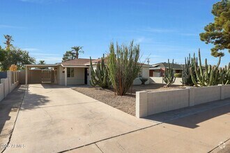 Building Photo - 1939 W Mulberry Dr