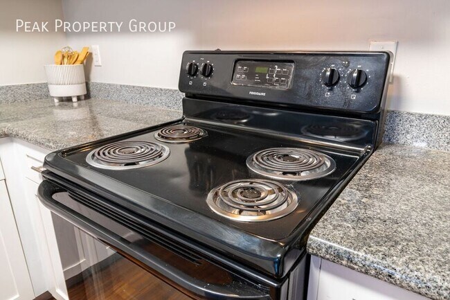 Building Photo - 254 Chittenden Ave