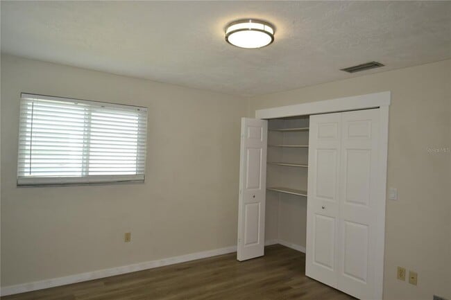 Building Photo - 746 Barbara St