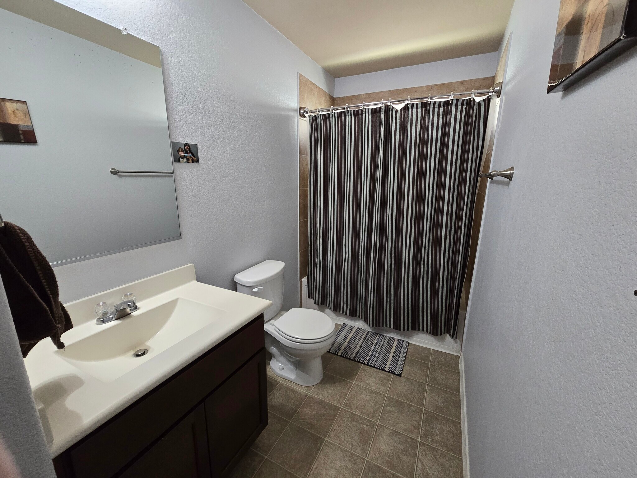 Guest bath - 10116 Deer Chase Trl