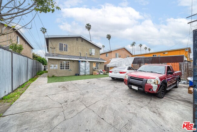 Building Photo - 7510 Avalon Blvd