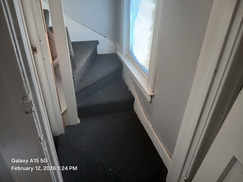 Building Photo - 201 Beech St