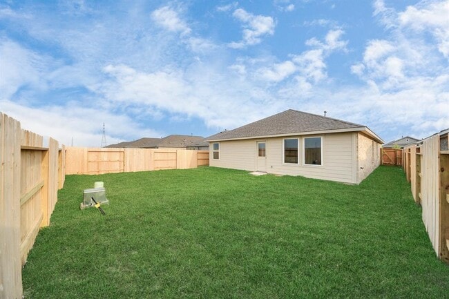 Building Photo - 26903 Yellow Corydalis Dr