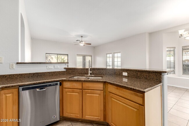 Building Photo - 16946 N 49th Way