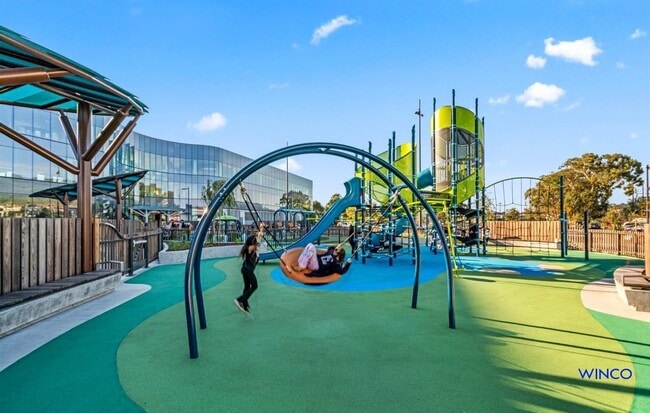 Building Photo - 372 Avalon Dr