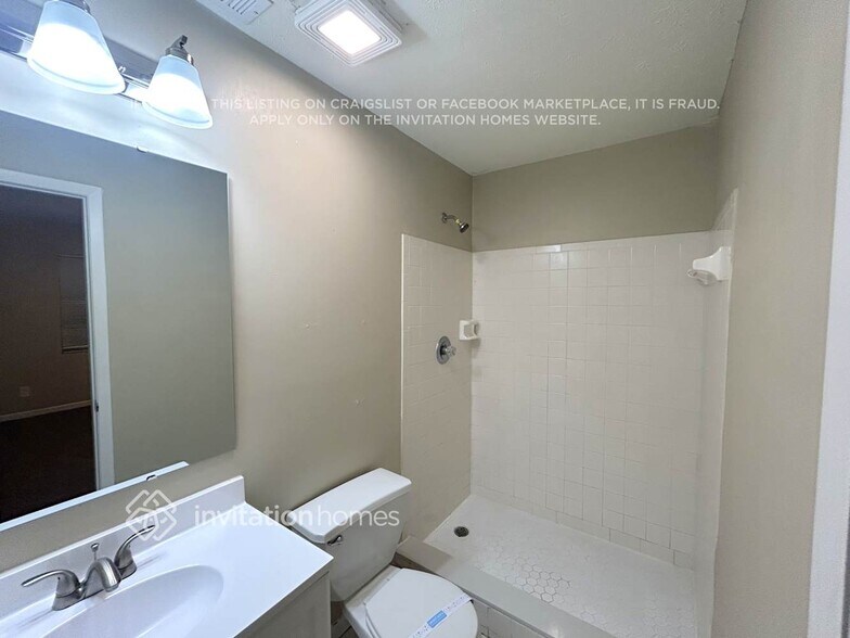 Building Photo - 5205 Garner Pl