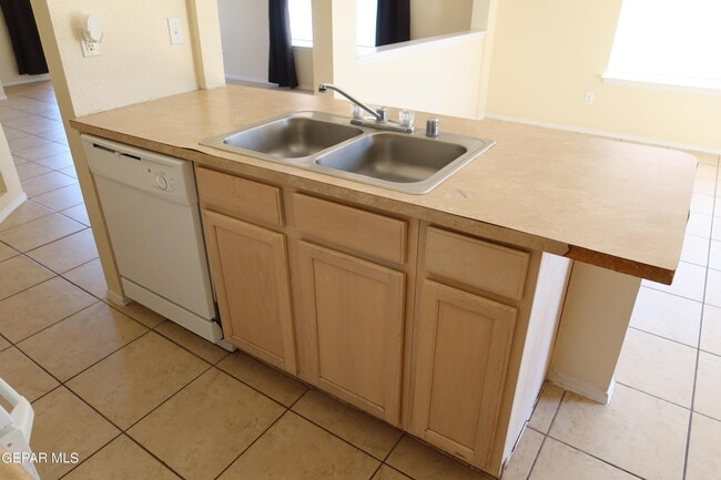 Building Photo - 11884 Belfry Park Dr