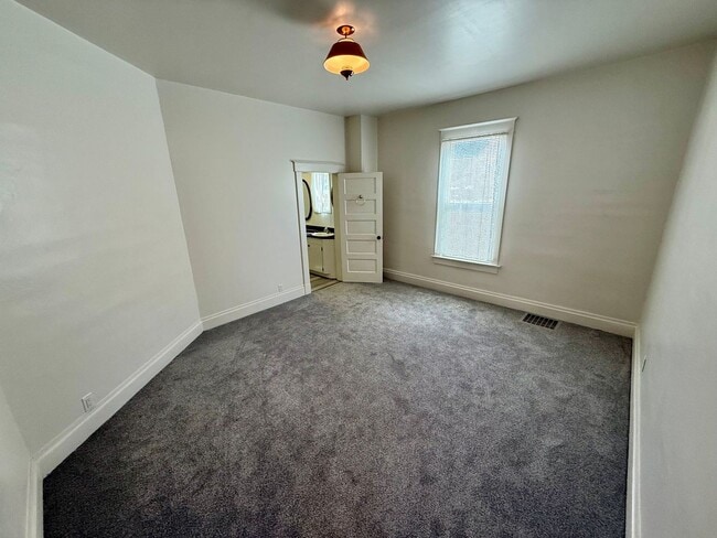 Building Photo - Charming 4-Bedroom, 2-Bath Victorian Home ...