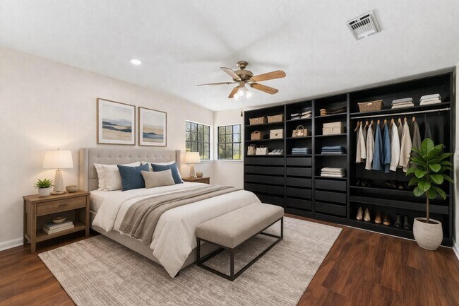 Building Photo - 7825 Hughes Ranch Rd