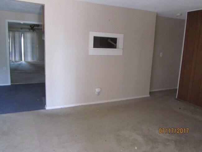 Building Photo - For Sale or For Rent - Owner will Finance 3-bed 2-bath OKC's Top of The Town
