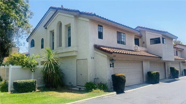 Building Photo - 22905 Estoril Dr