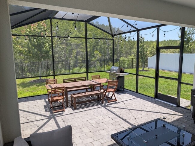 Building Photo - Beautiful 4/3 Home For Rent in Storey Lake...