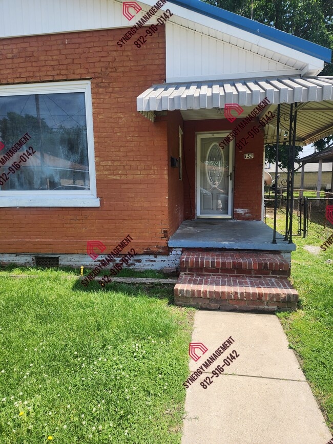 Primary Photo - 132 Mill St