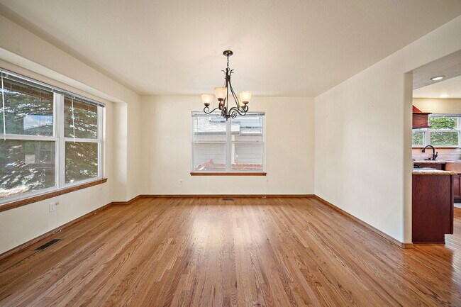 Building Photo - 8112 Old Exchange Dr