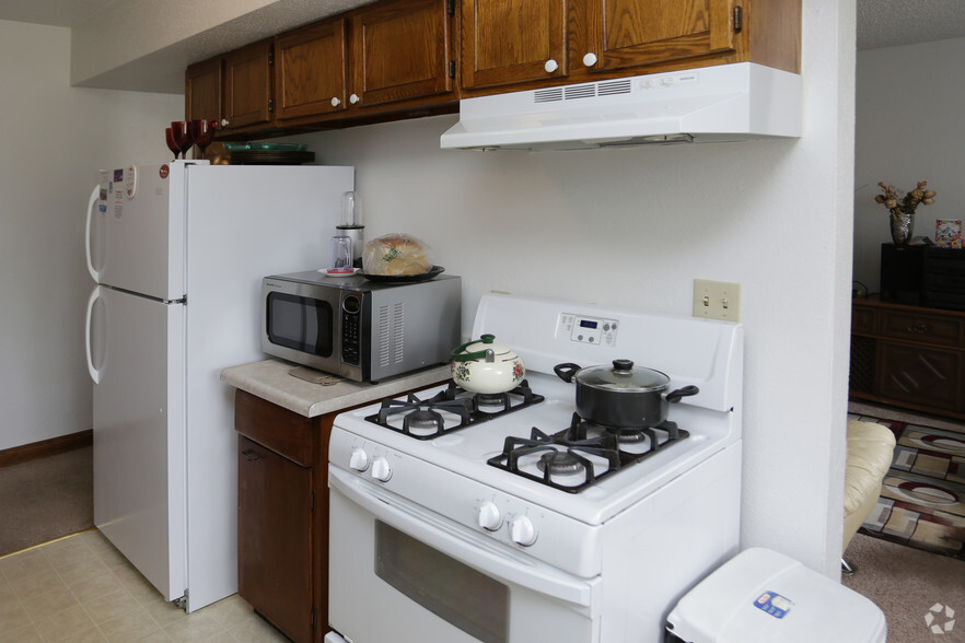 Two Bedroom - Kitchen - Hillsberry 94